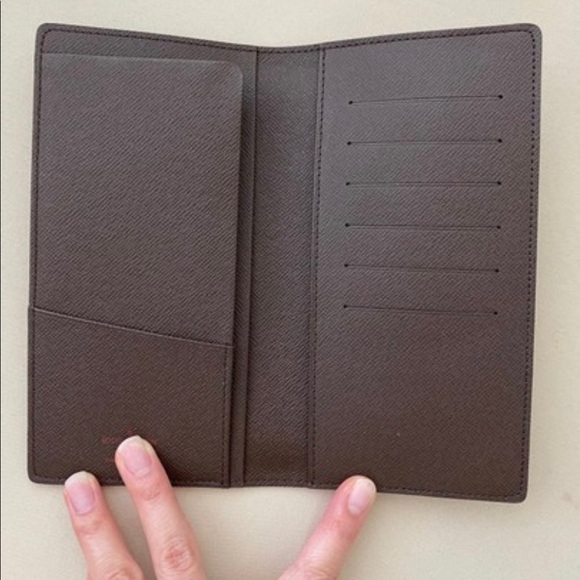 Louis Vuitton Wallet - Picture 3 of 9